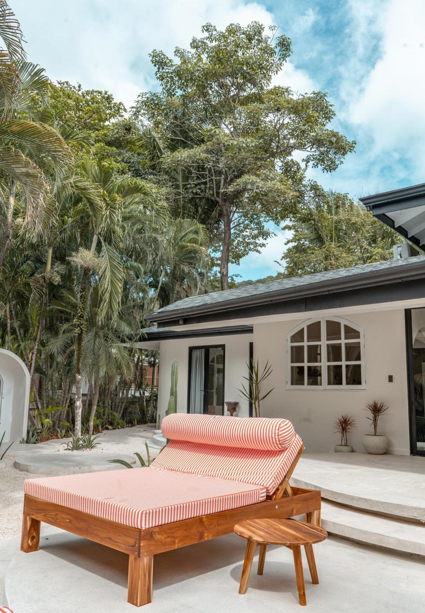 Banana Beach Bungalows Playa Santa Teresa  Quarto foto